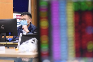 Thực ảo kỳ vọng thoái vốn tạo sóng cổ phiếu 